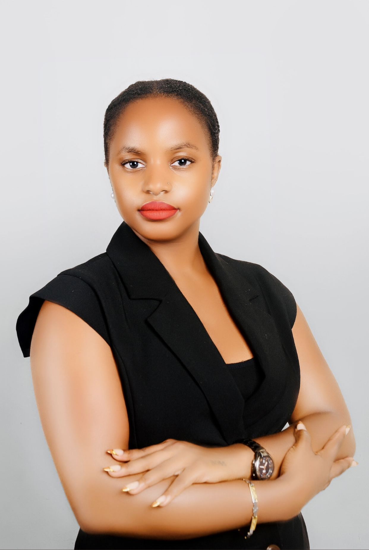 Portrait of Ofrio founder Zaharah Manyeshi